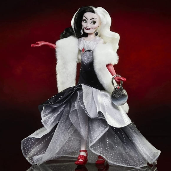 ☆NWT/NIB☆Disney Villains Collection☆CRUELLA DE VIL contemporary Disney Doll☆ - Picture 5 of 15